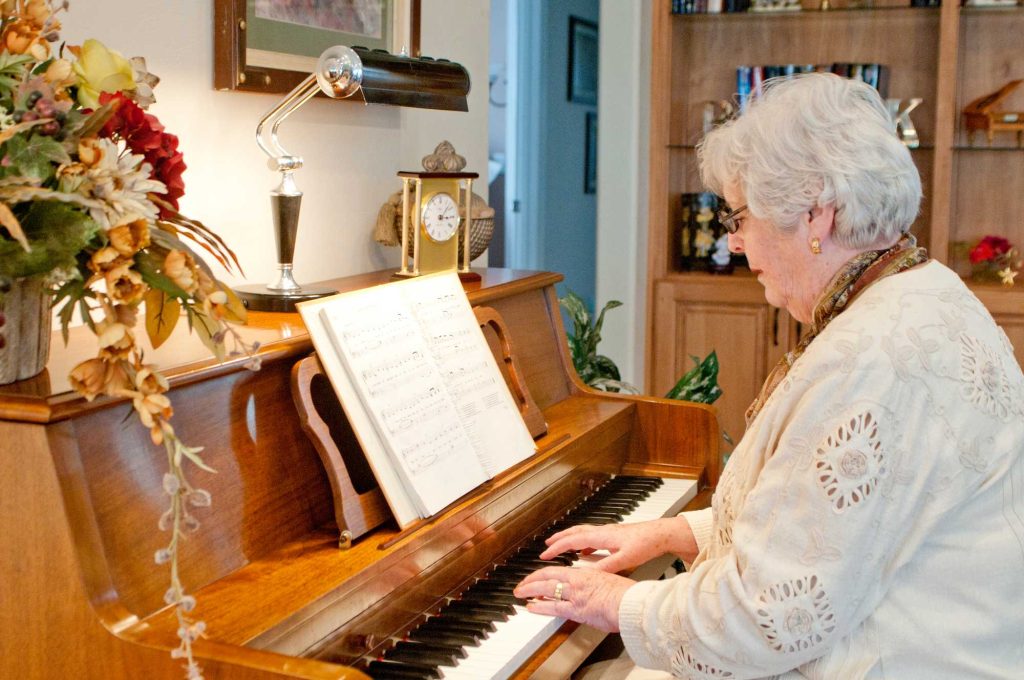 senior piano moving discount woodenville